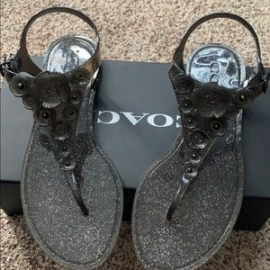 Coach thong jellies